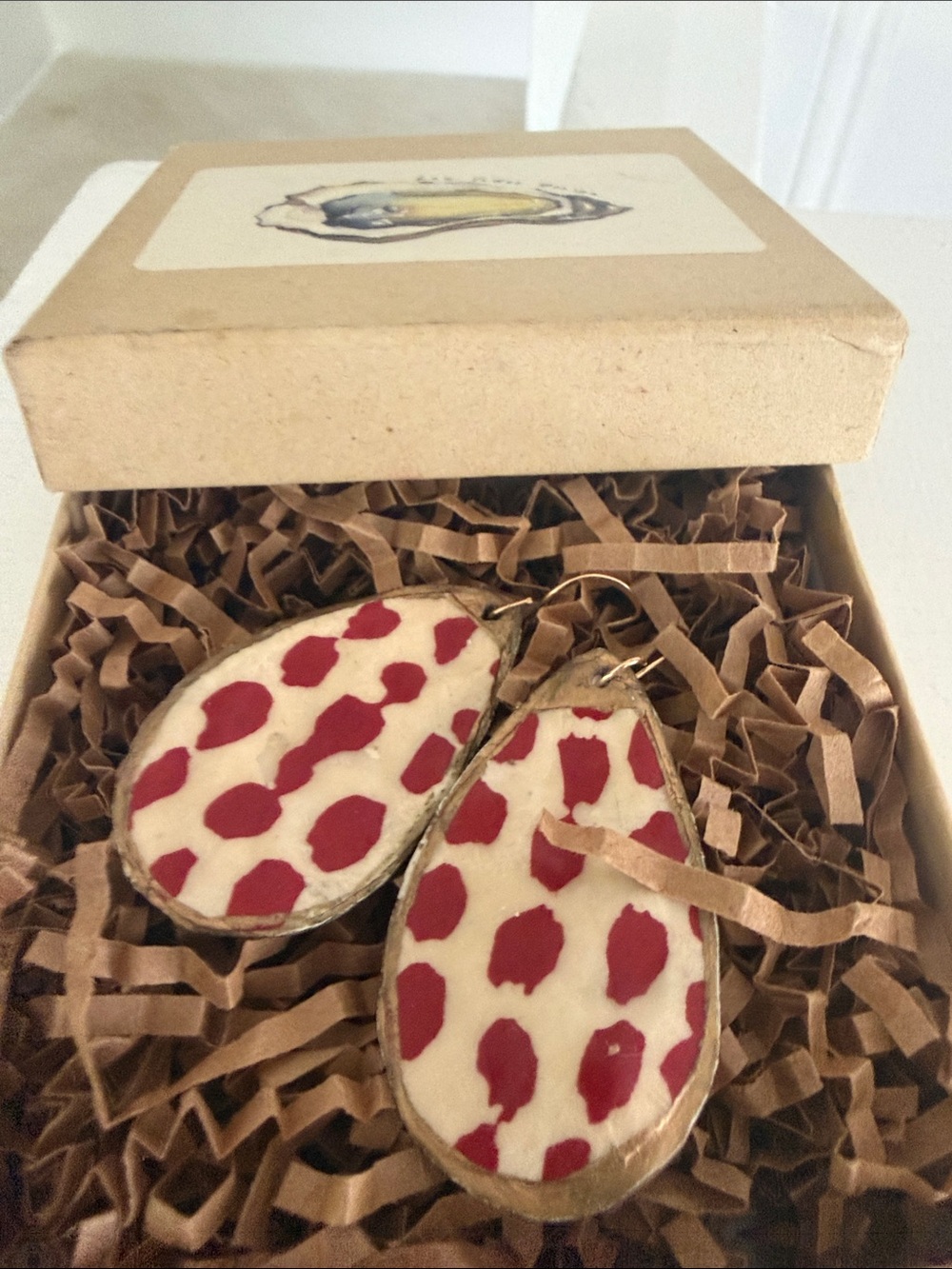 Oyster shell Handcrafted Red & White Teardrop  Accents Earrings
